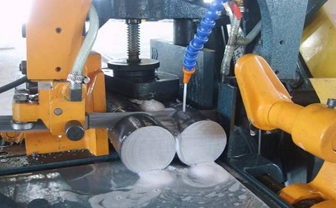 定南卧式带锯床的送料方式有哪几种？